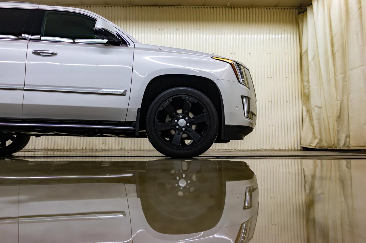 2019 Cadillac Escalade AWD Luxury Leather Nav BCam Red Deer AB