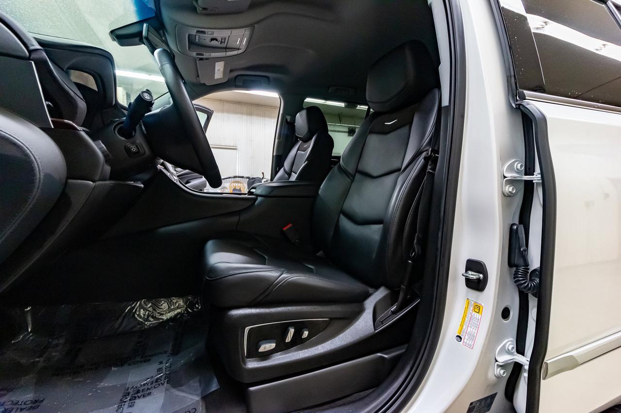 2019 Cadillac Escalade AWD Luxury Leather Nav BCam Red Deer AB