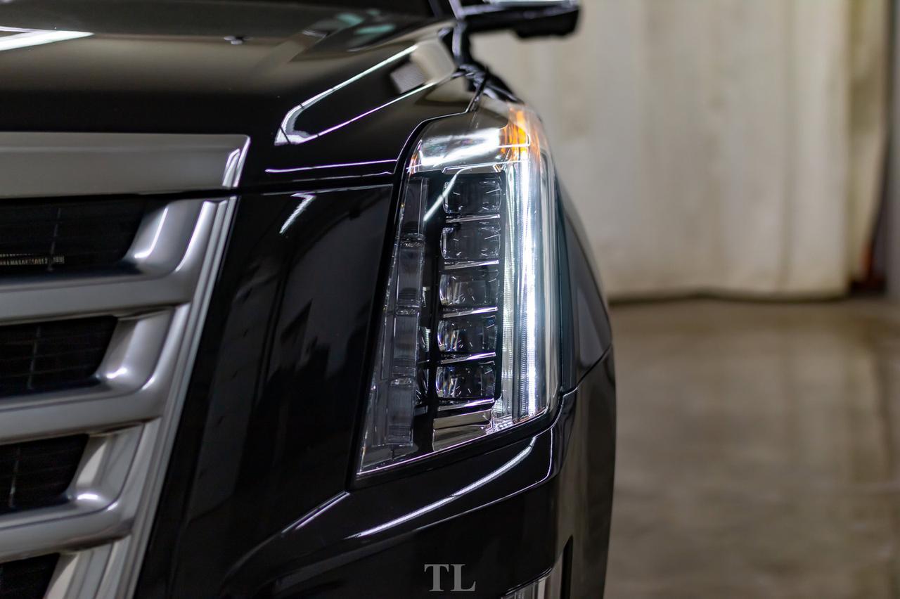 2019 Cadillac Escalade AWD Luxury Leather Roof Nav BCam Red Deer AB