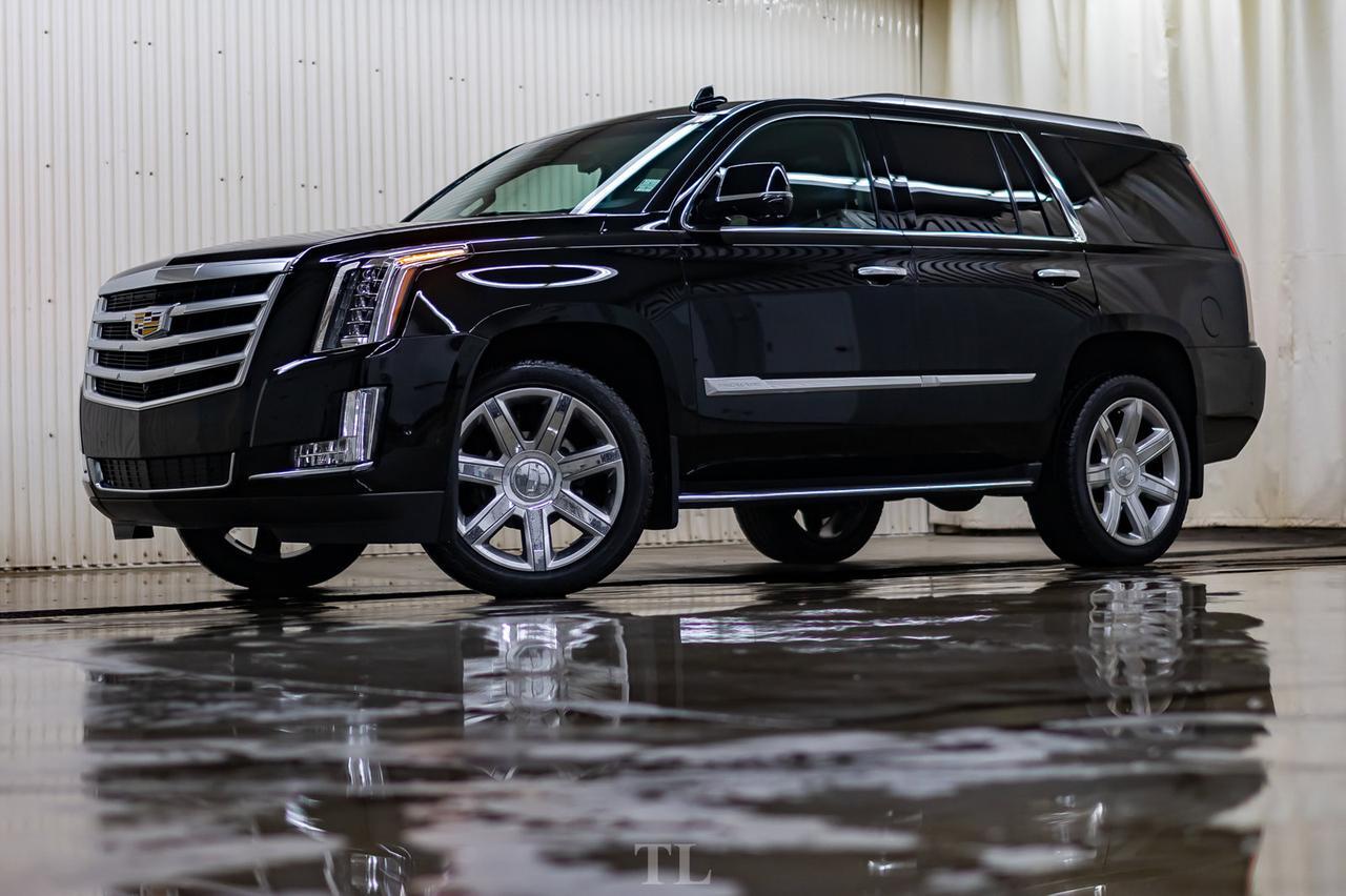2019 Cadillac Escalade AWD Luxury Leather Roof Nav BCam Red Deer AB