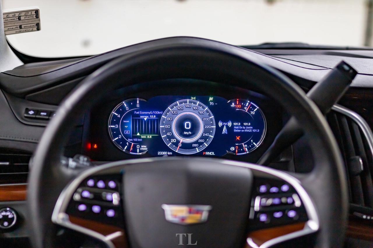 2019 Cadillac Escalade AWD Luxury Leather Roof Nav BCam Red Deer AB