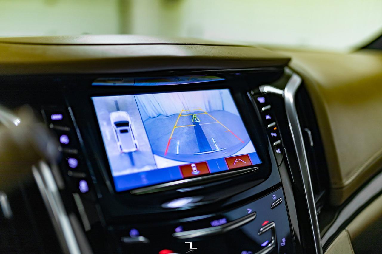 2019 Cadillac Escalade AWD Platinum Leather Roof Nav BCam Red Deer AB