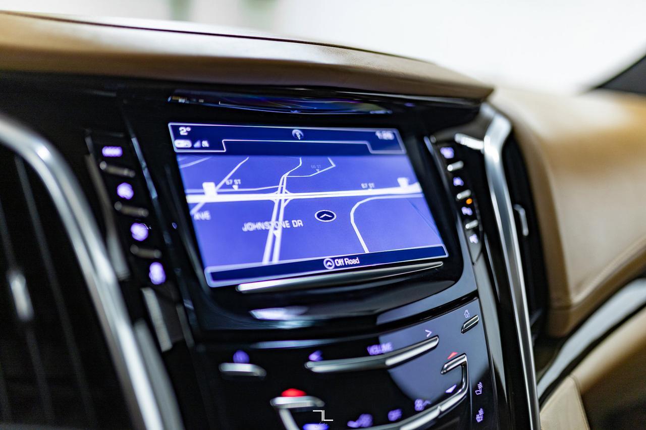 2019 Cadillac Escalade AWD Platinum Leather Roof Nav BCam Red Deer AB