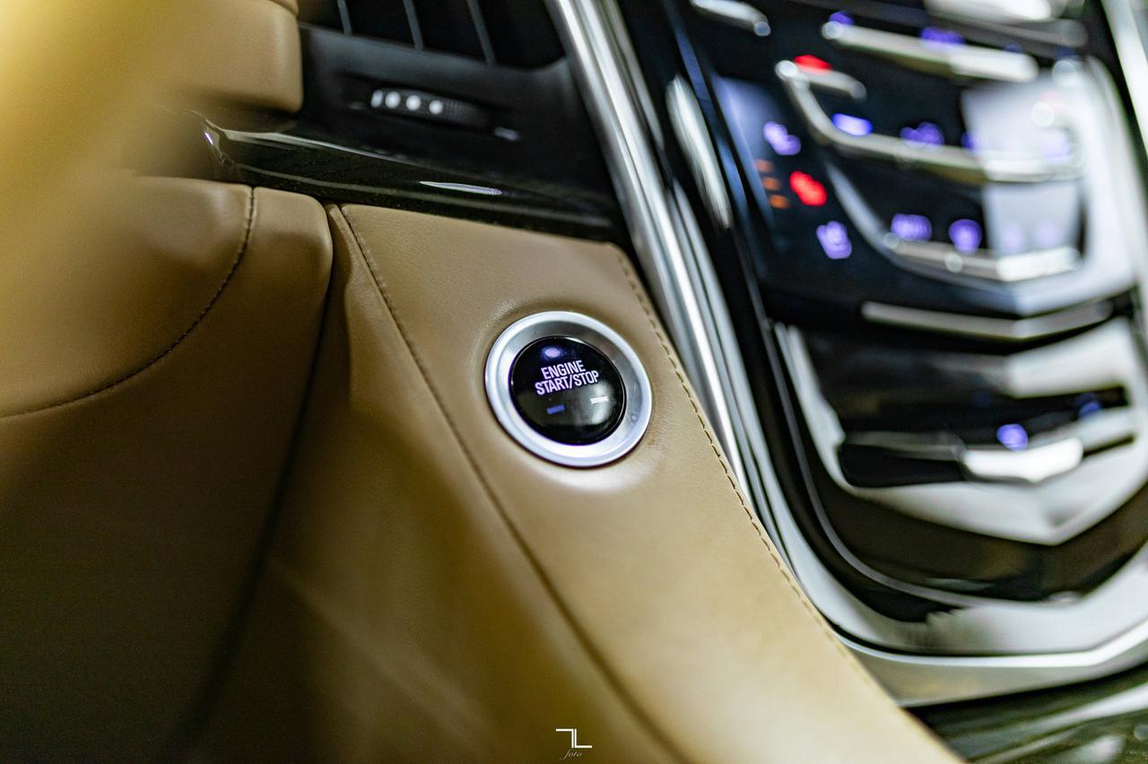 2019 Cadillac Escalade AWD Platinum Leather Roof Nav BCam Red Deer AB