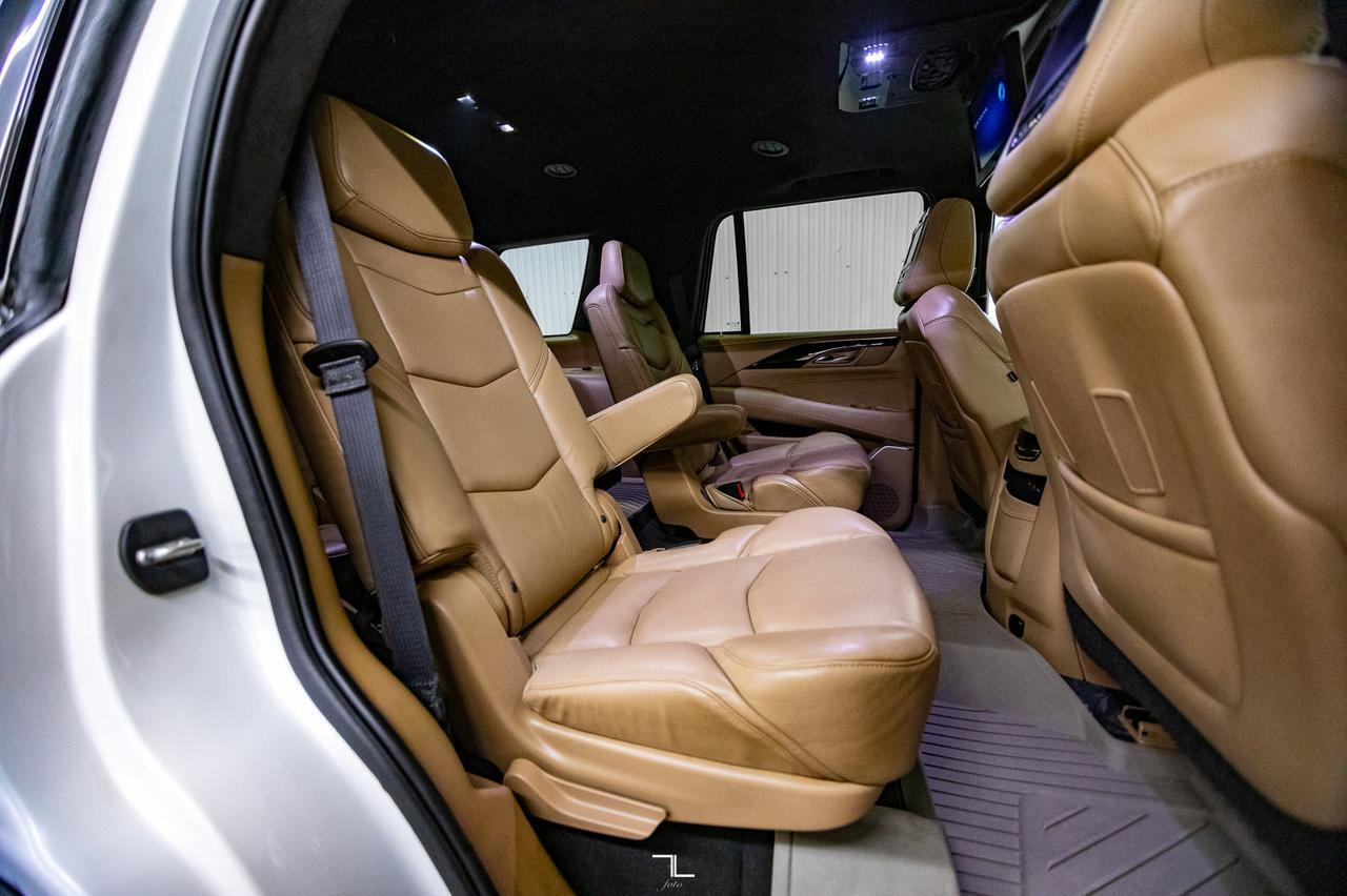 2019 Cadillac Escalade AWD Platinum Leather Roof Nav BCam Red Deer AB