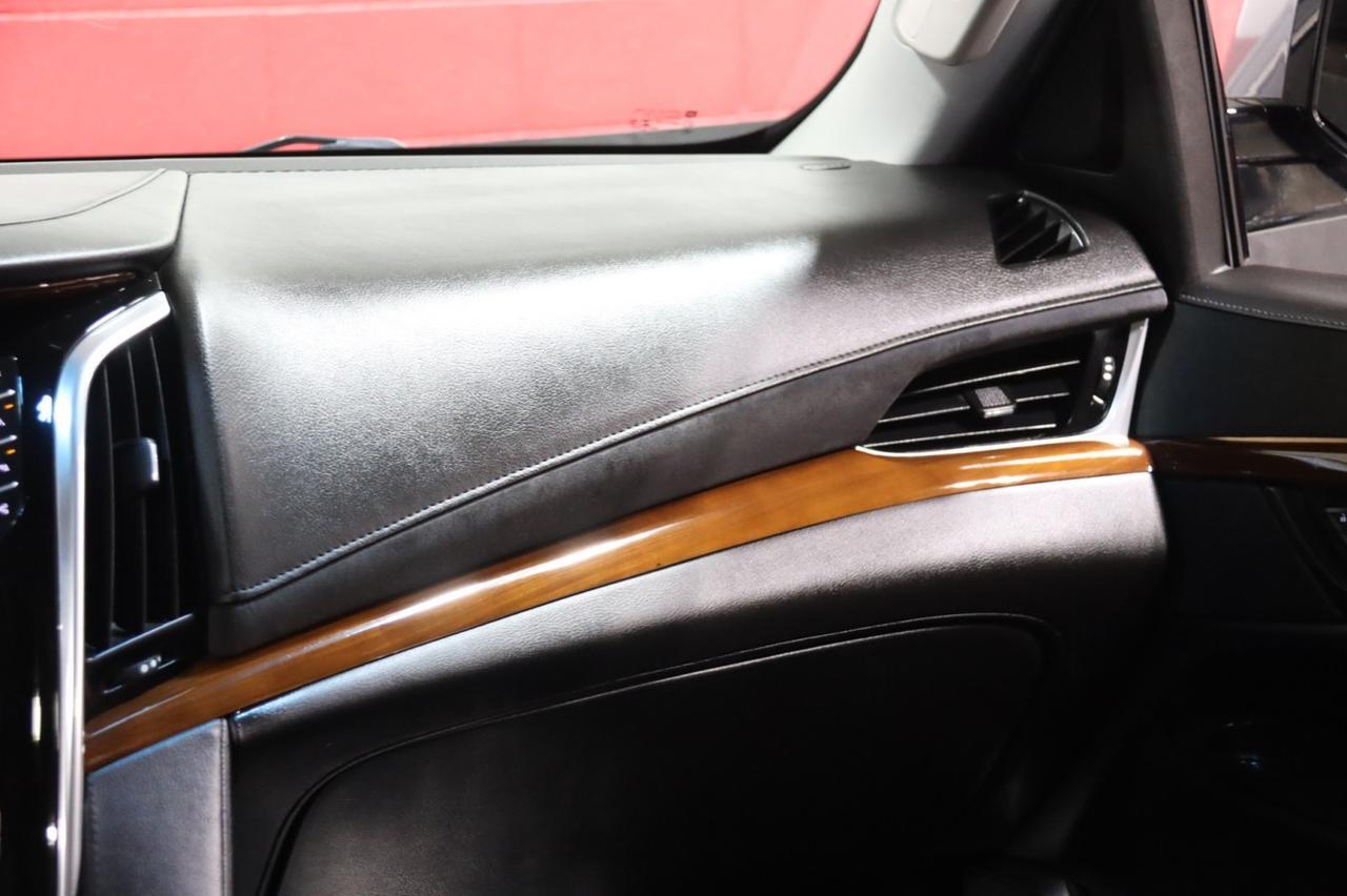 2019 Cadillac Escalade ESV Luxury 1SB 4dr Suv Skokie IL