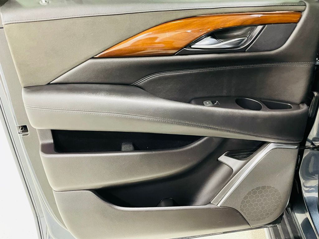 2019 Cadillac Escalade ESV Luxury Jersey City NJ