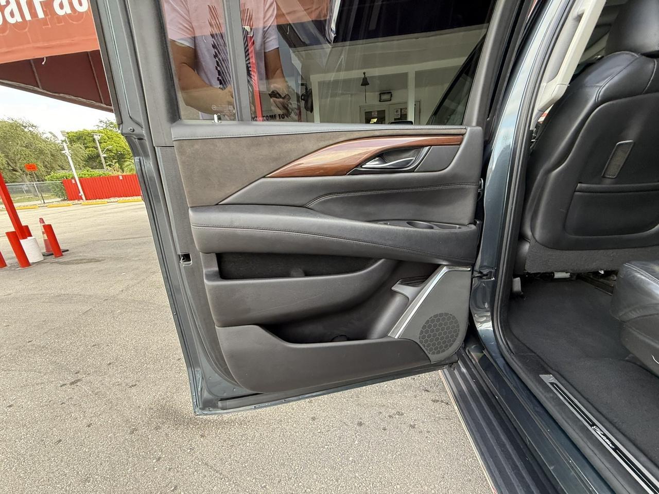 2019 Cadillac Escalade ESV Luxury Hollywood FL