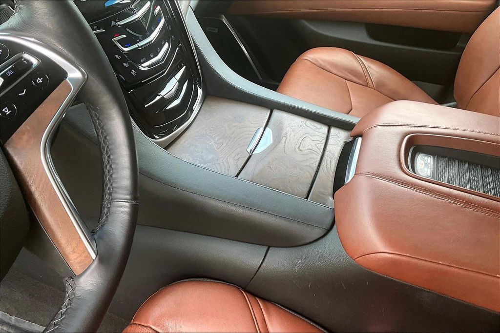 2019 Cadillac Escalade ESV Premium OR