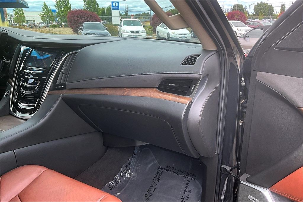 2019 Cadillac Escalade ESV Premium OR