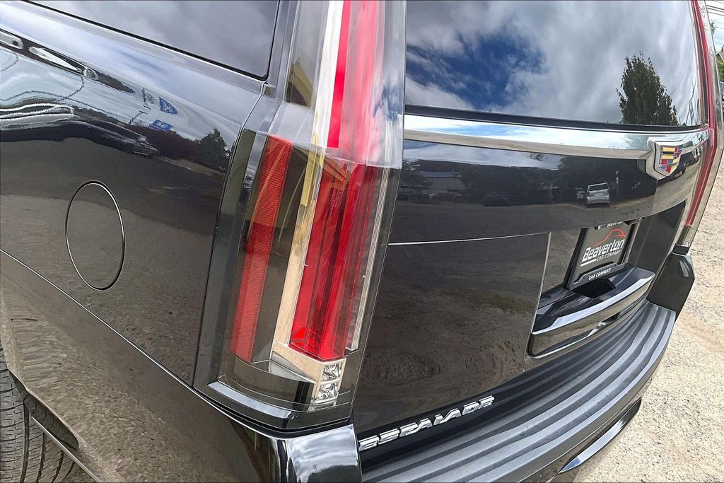 2019 Cadillac Escalade ESV Premium OR