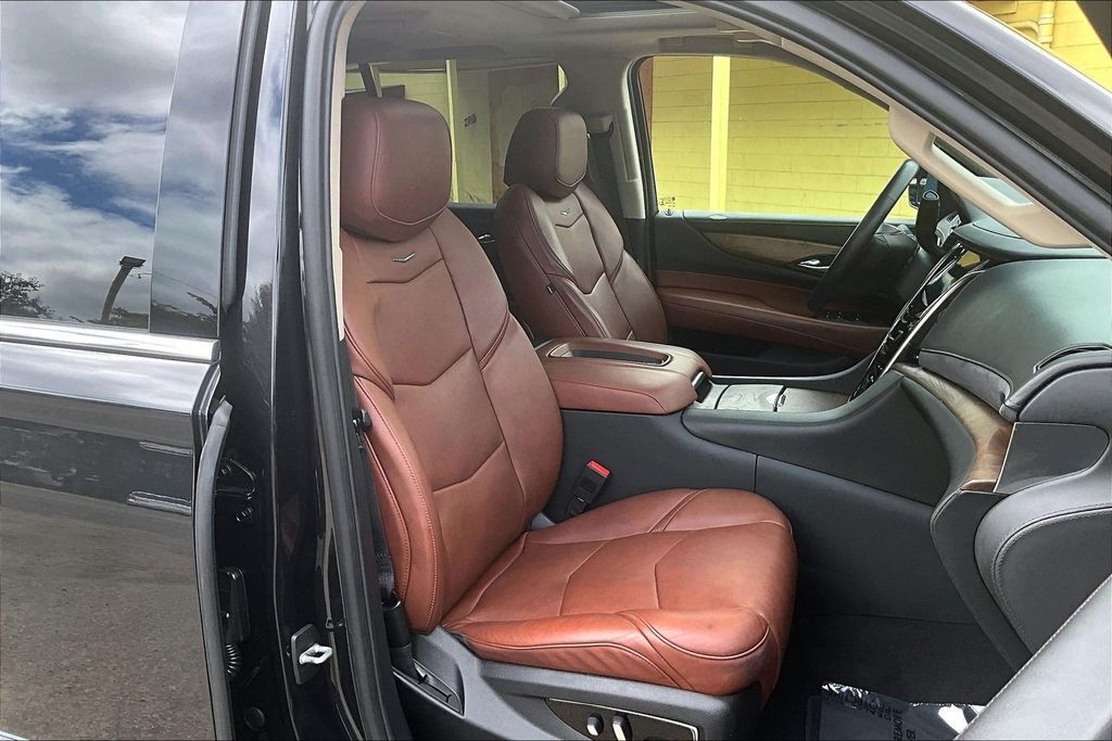 2019 Cadillac Escalade ESV Premium OR