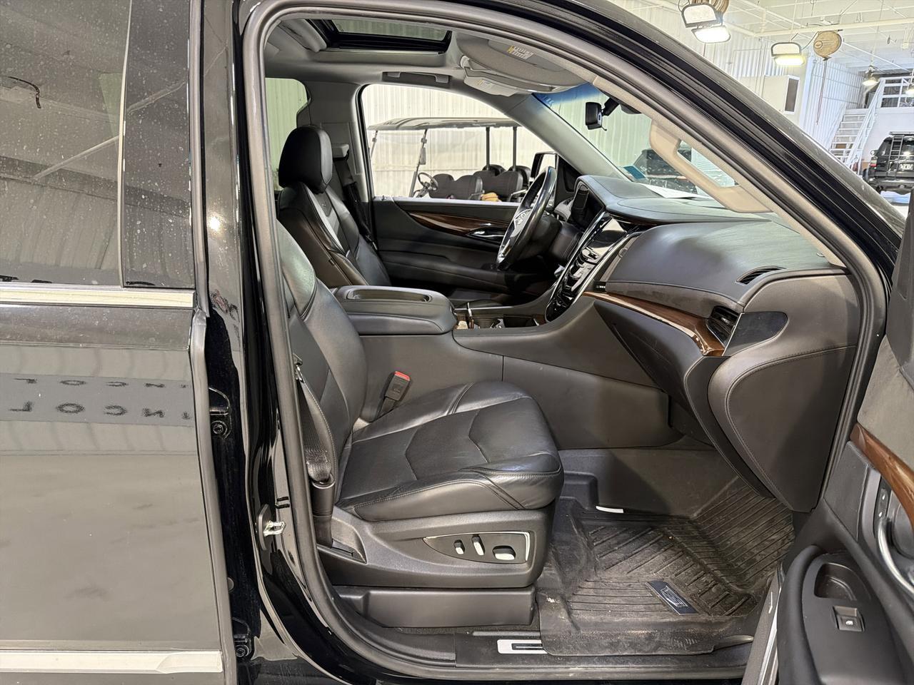 2019 Cadillac Escalade ESV Premium Luxury San Antonio TX