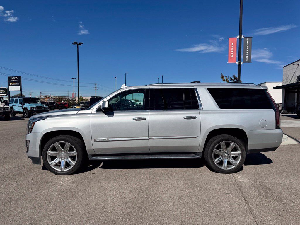 2019 Cadillac Escalade ESV Premium