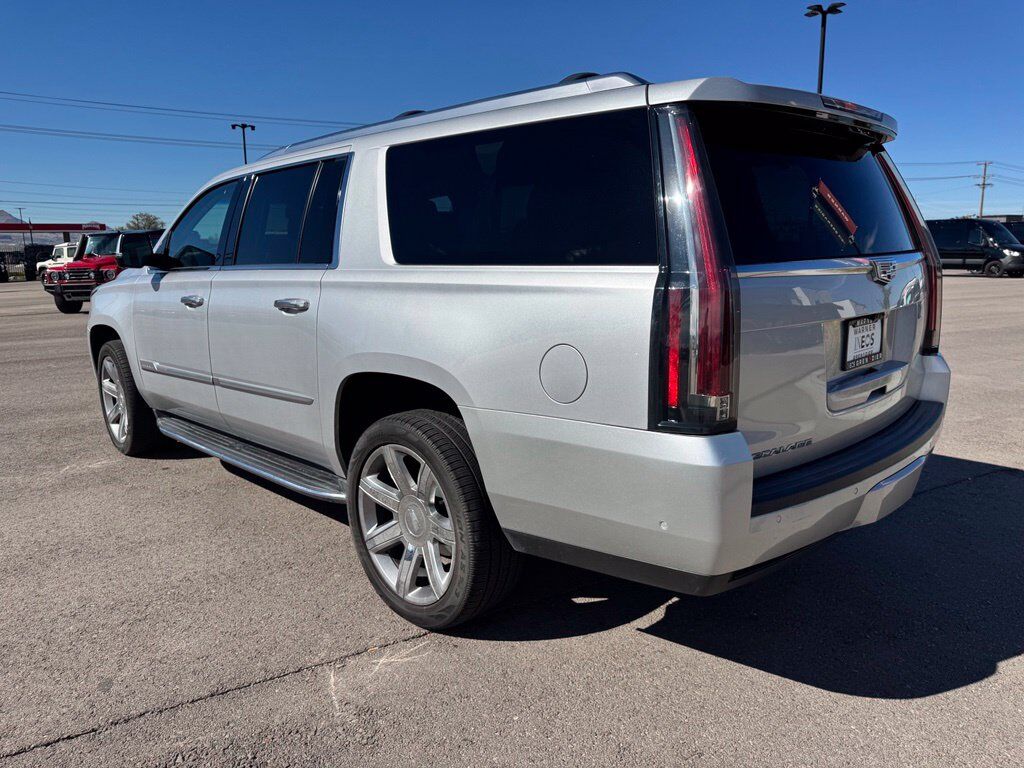 2019 Cadillac Escalade ESV Premium