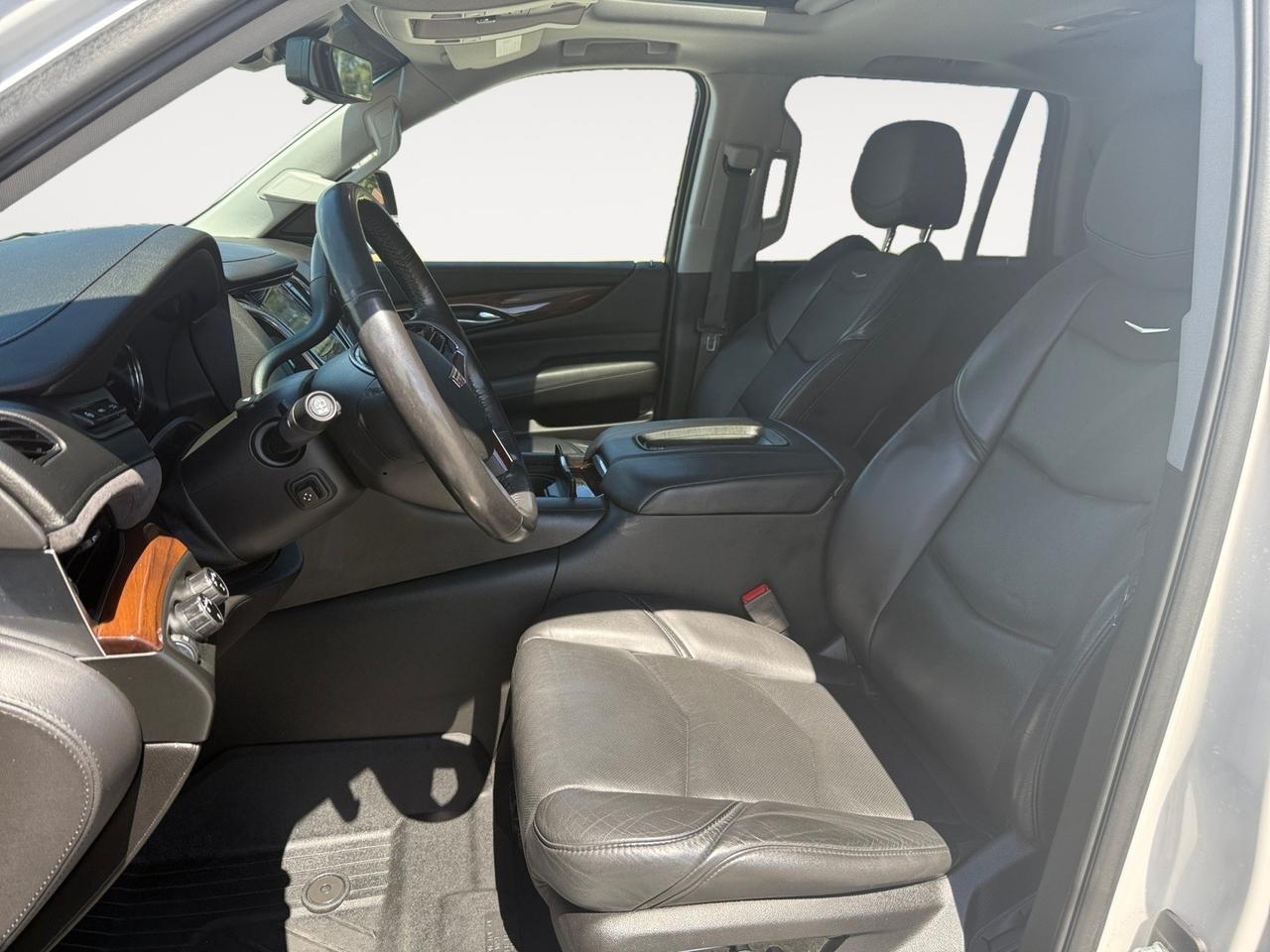 2019 Cadillac Escalade Luxury, BOSE SOUND SYSTEM, WIFI, NAVIGATION, APPLE CARPLAY/ ANDROID AUTO, HANDS FREE LIFTGATE, LUGGAGE RACK, POWER FOLDING MIRRORS, OUTSIDE HEATED MIRRORS, HEATED FRONT AND REAR SEATS, HEATED STEERING WHEEL, UNIVERSAL GARAGE DOOR OPENER, GREAT FAMILY Norfolk VA