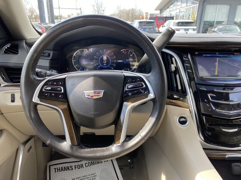 2019 Cadillac Escalade Luxury