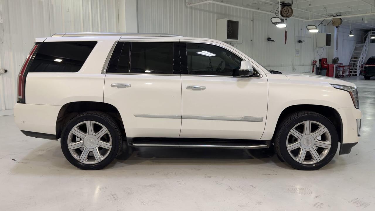 2019 Cadillac Escalade Luxury