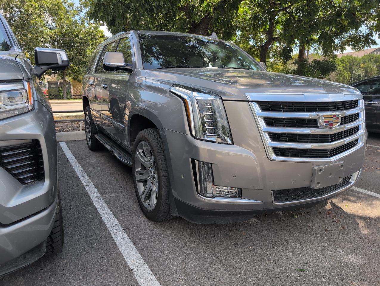 2019 Cadillac Escalade Luxury