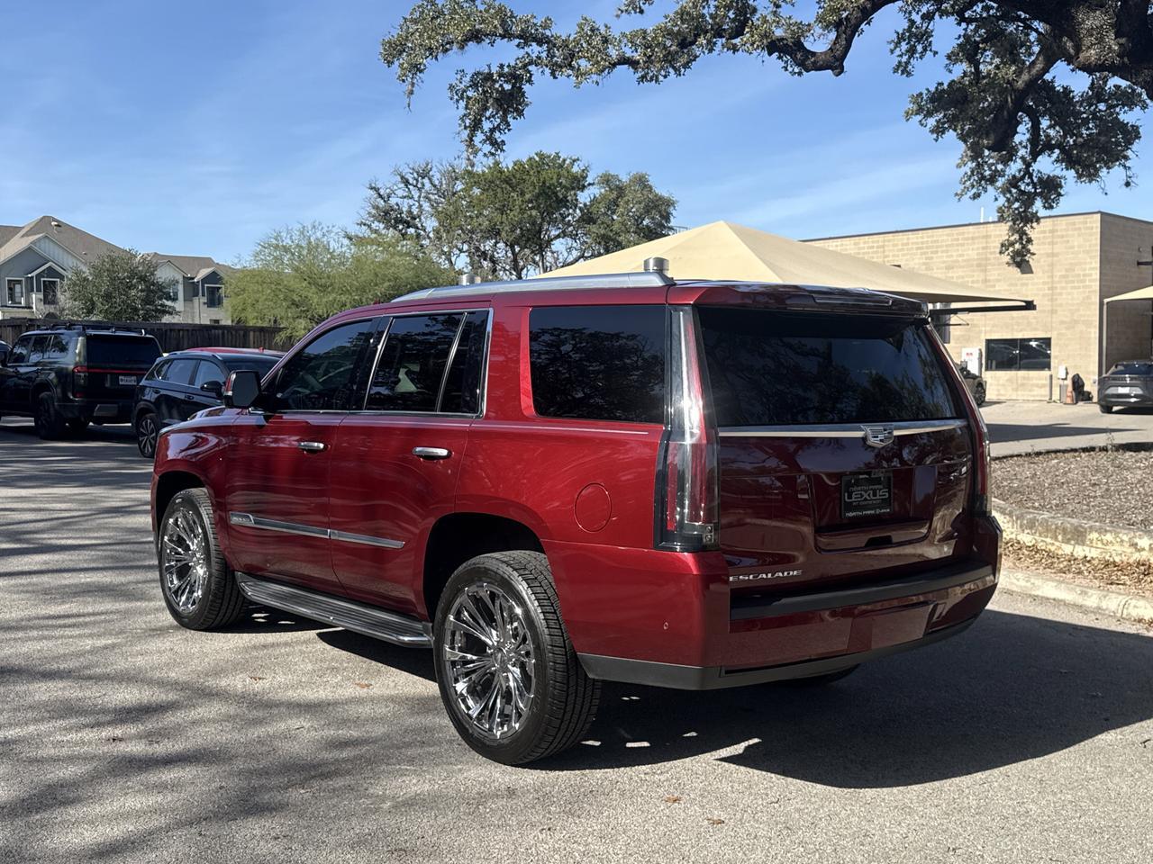 2019 Cadillac Escalade Luxury