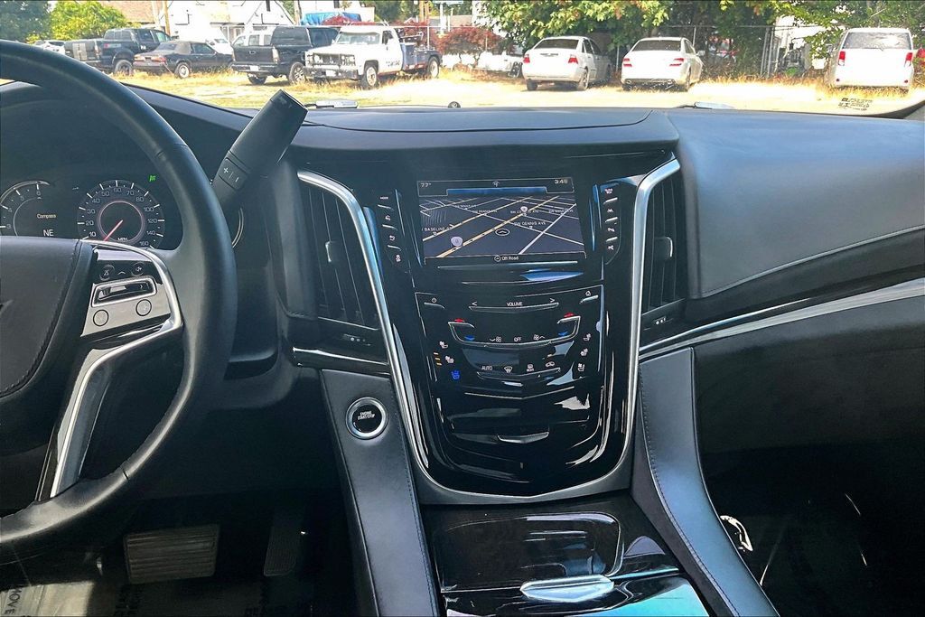 2019 Cadillac Escalade Platinum Edition OR