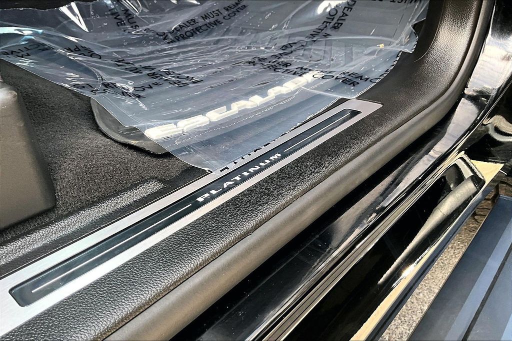 2019 Cadillac Escalade Platinum Edition OR