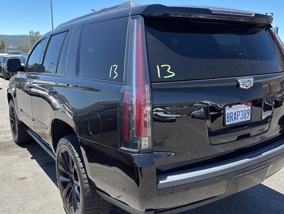 2019 Cadillac Escalade Platinum Edition OR