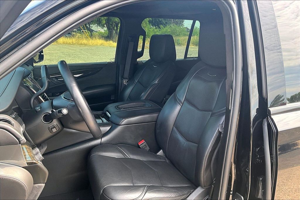 2019 Cadillac Escalade Platinum Edition OR