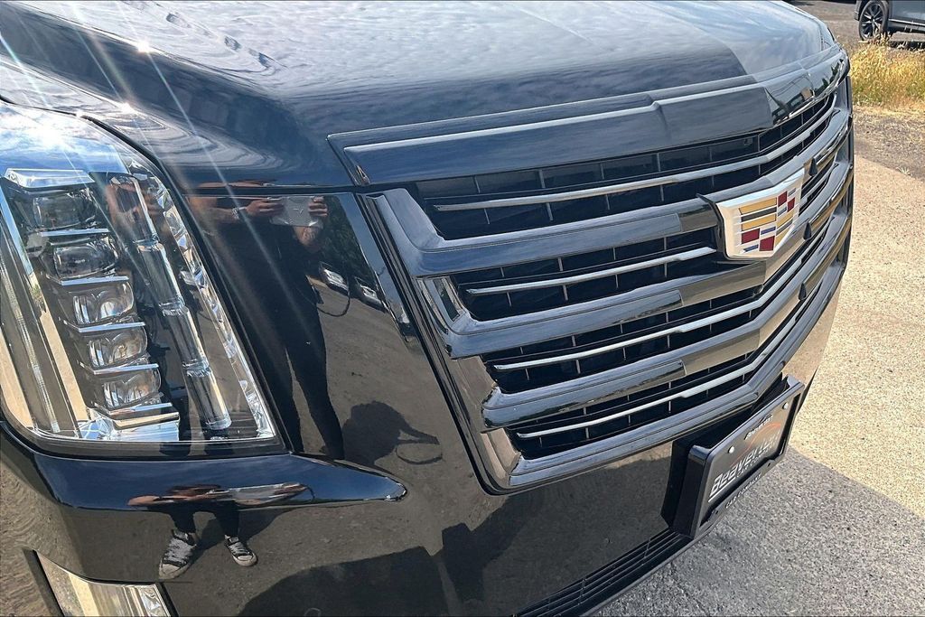 2019 Cadillac Escalade Platinum Edition OR