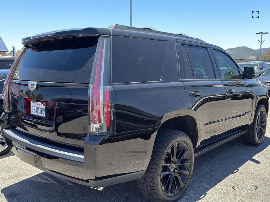 2019 Cadillac Escalade Platinum Edition OR