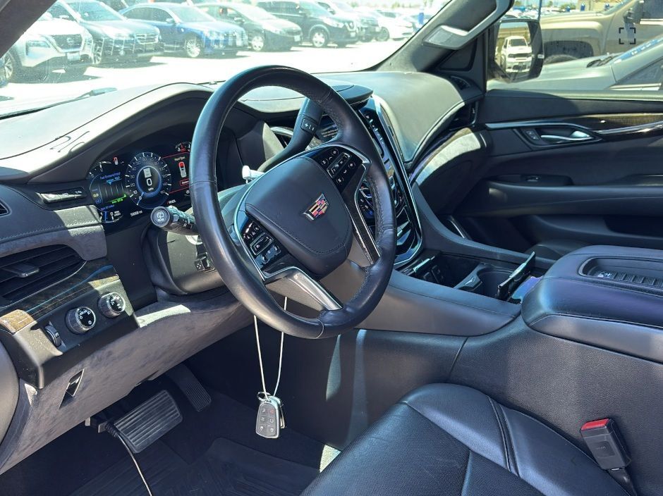 2019 Cadillac Escalade Platinum Edition OR