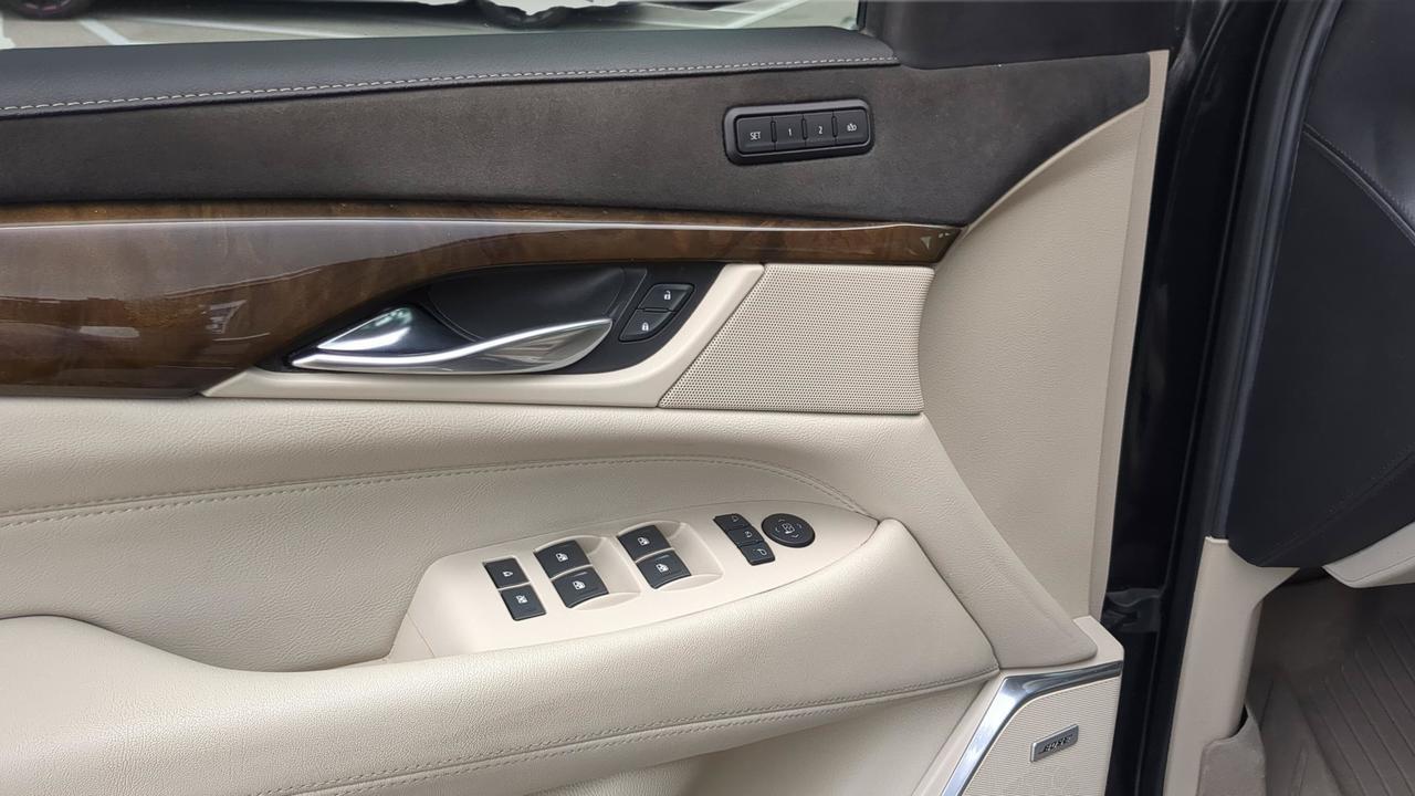 2019 Cadillac Escalade Premium Luxury