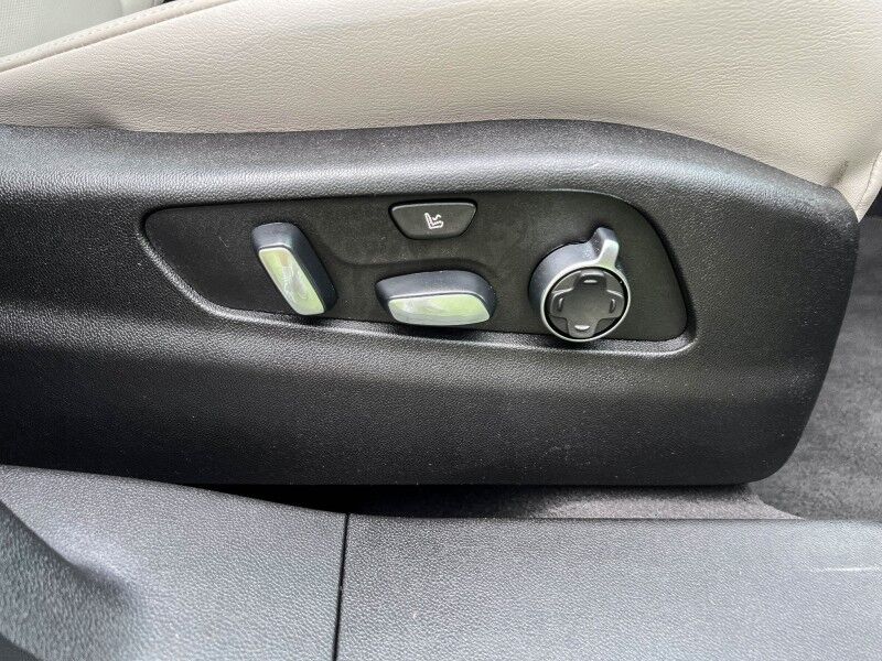 2019 Cadillac XT4 FWD Premium Luxury Wilmington NC