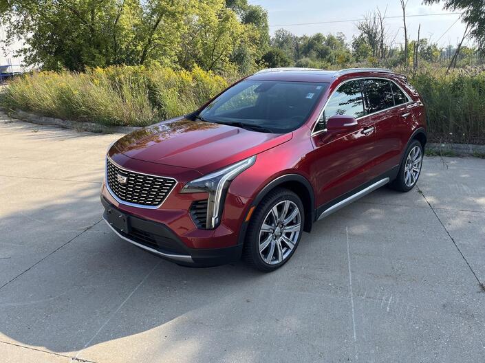 2019 Cadillac XT4 Premium Luxury AWD Lots of Pkgs w/20s AdaptiveCruise Sunroof Nav HtdCldMemLthr HD-SrrndVsn Milwaukee WI