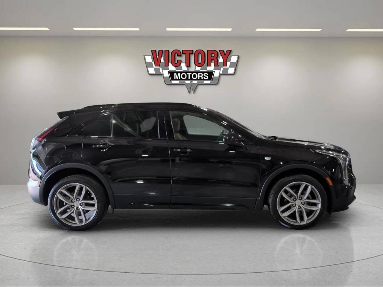 2019 Cadillac XT4 Sport 4x4 4dr Crossover Chesterfield MI