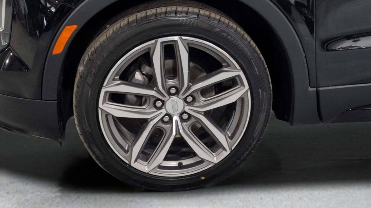 2019 Cadillac XT4 Sport 4x4 4dr Crossover Chesterfield MI