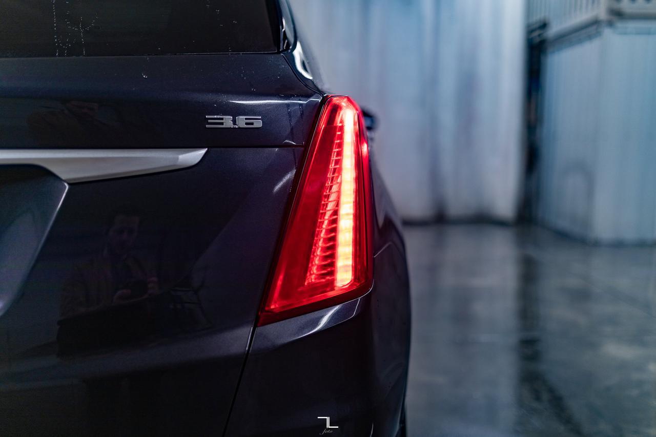 2019 Cadillac XT5 AWD Luxury Leather Roof Nav BCam Red Deer AB