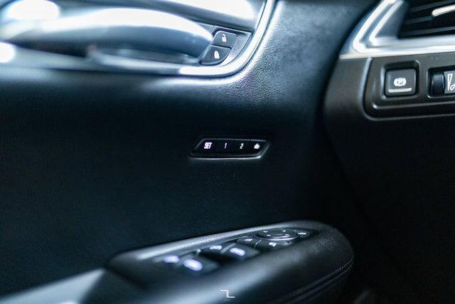 2019 Cadillac XT5 AWD Luxury Leather Roof Nav BCam Red Deer AB