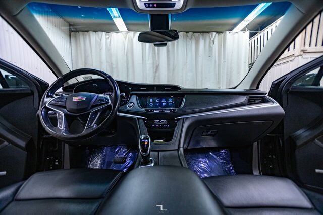 2019 Cadillac XT5 AWD Luxury Leather Roof Nav BCam Red Deer AB