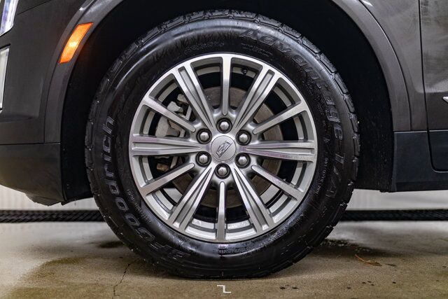 2019 Cadillac XT5 AWD Luxury Leather Roof Nav BCam Red Deer AB