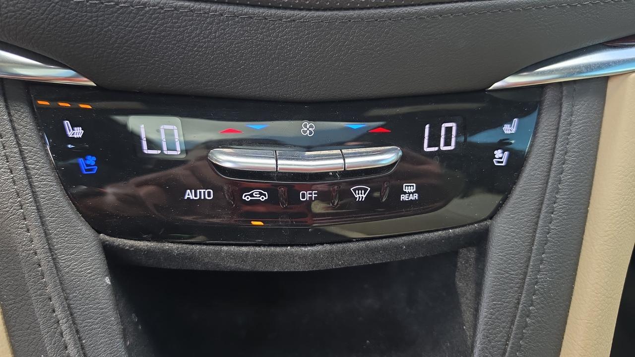 2019 Cadillac XT5 Premium Luxury FWD