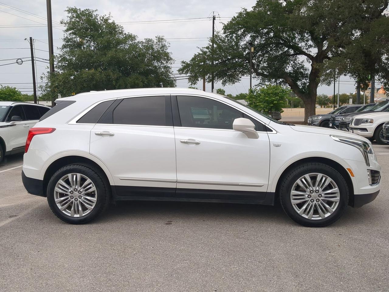 2019 Cadillac XT5 Premium Luxury FWD