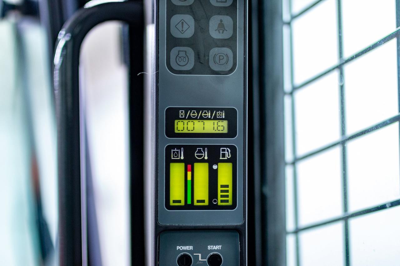 2019 Case SR200 Skid Steer Loader Red Deer AB