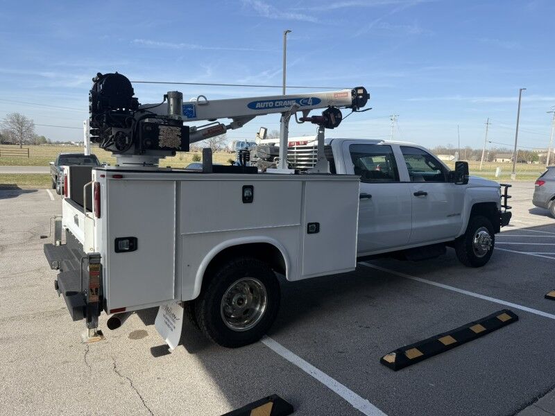2019 Chevrolet 3500HD 4x4 Diesel Utility w/ 3203 Auto Crane Work Truck Collinsville OK