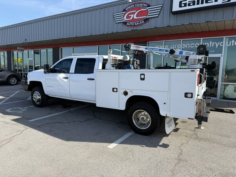 2019 Chevrolet 3500HD 4x4 Diesel Utility w/ 3203 Auto Crane Work Truck Collinsville OK