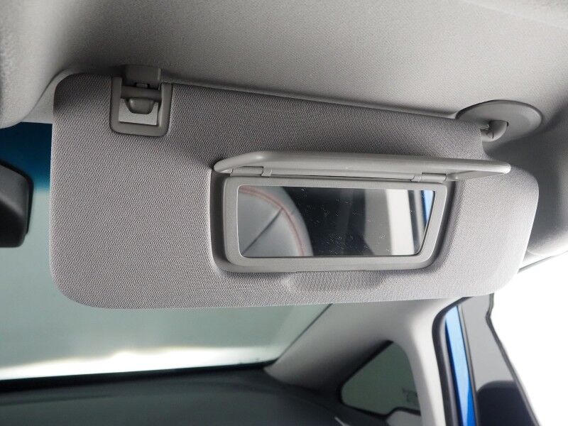 2019 Chevrolet Bolt EV Premier *DRIVER CONFIDENCE II PKG, SAFETY ALERTS, 360 VIEW CAMERAS, COLOR TOUCHSCREEN, LEATHER, HEATED SEATS/STEERING, REMOTE START, BOSE, WIRELESS CHARGING, APPLE CARPLAY Round Rock TX