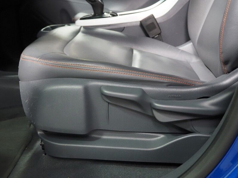 2019 Chevrolet Bolt EV Premier *DRIVER CONFIDENCE II PKG, SAFETY ALERTS, 360 VIEW CAMERAS, COLOR TOUCHSCREEN, LEATHER, HEATED SEATS/STEERING, REMOTE START, BOSE, WIRELESS CHARGING, APPLE CARPLAY Round Rock TX