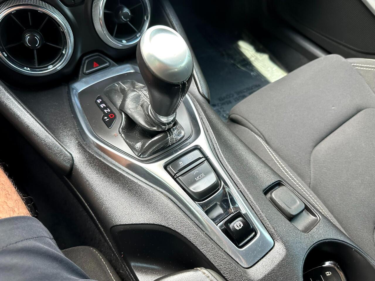 2019 Chevrolet Camaro 1LT photo 25