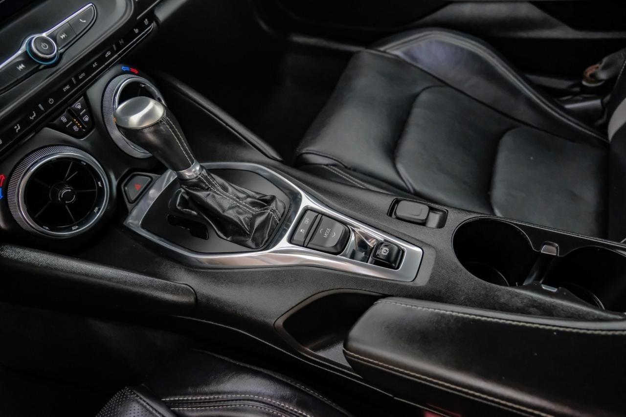 2019 Chevrolet Camaro Convertible 2LT AUTOMATIC LEATHER HEATED AND COOLED SEATS REAR CAMERA KEYLESS START PADDLE SHIFTERS Carrollton TX