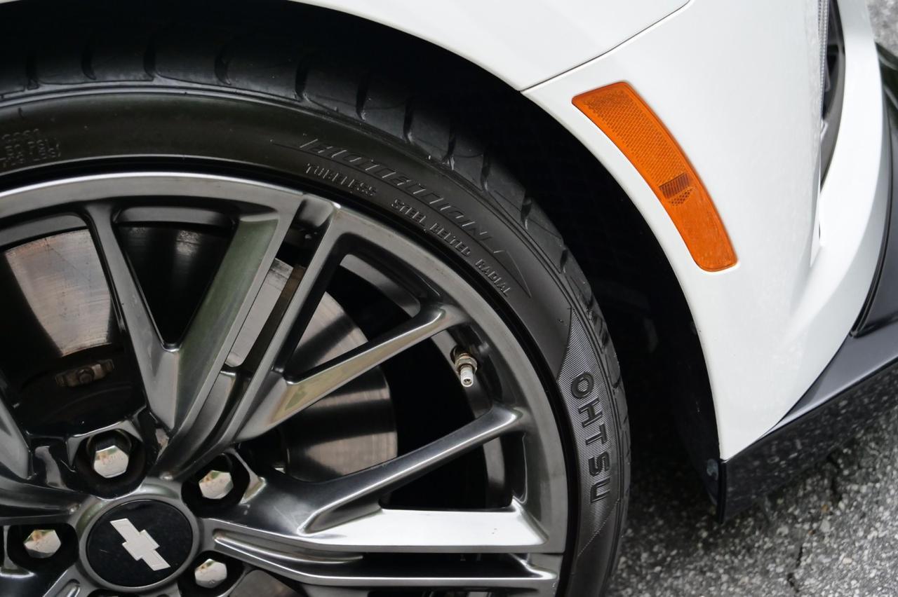 2019 Chevrolet Camaro ZL1 / Magnuson Supercharger / 6.2L V8! Lincolnton NC